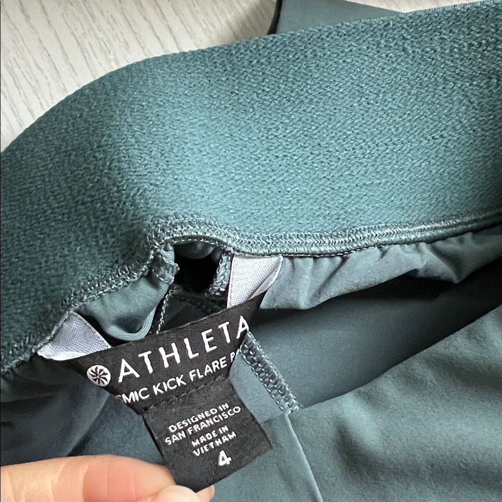 Athleta Cosmic Kick Flare Pull On Pocket Pants Dusty Blue Size 4 / Medium $128 - Picture 6 of 7